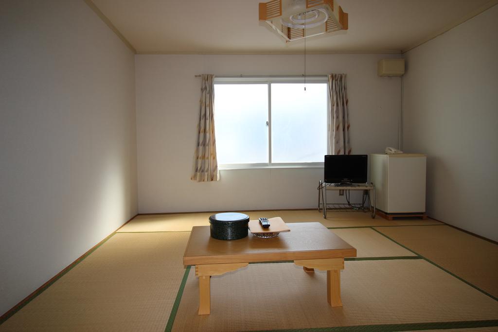 Ryokan Saihokutei Rishirifuji Buitenkant foto